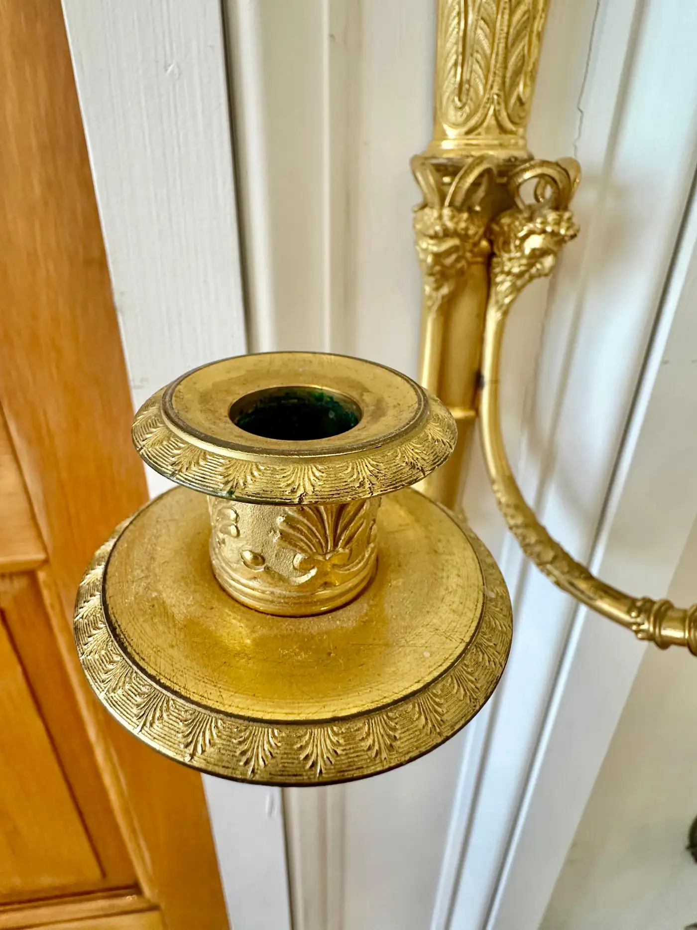 Set of Four Late 18th Century Neoclassical Ormolu Wall Sconces - Image 7