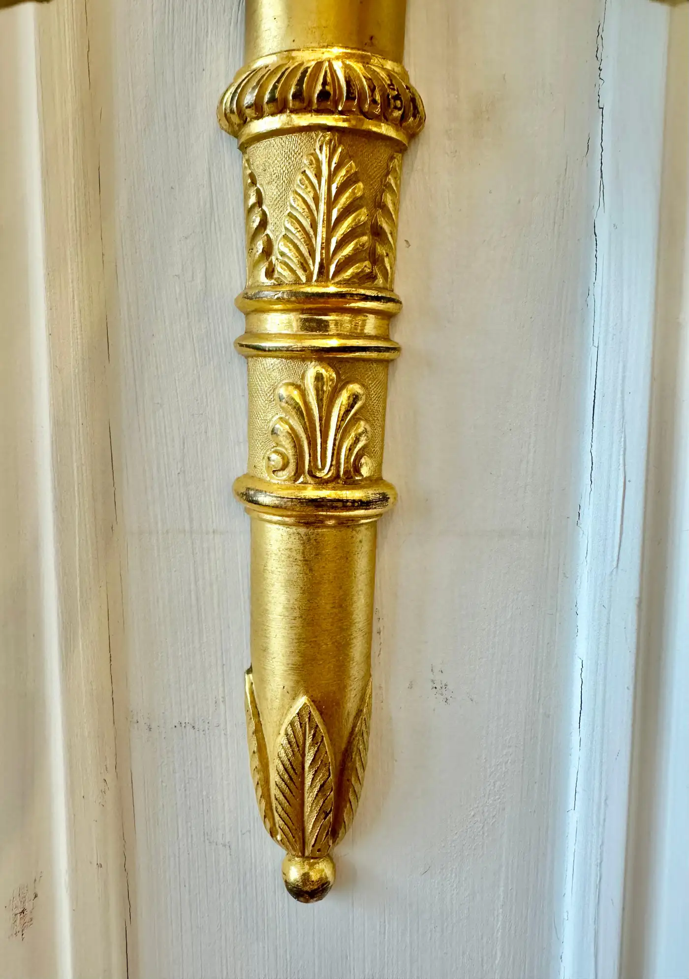 Set of Four Late 18th Century Neoclassical Ormolu Wall Sconces - Image 9